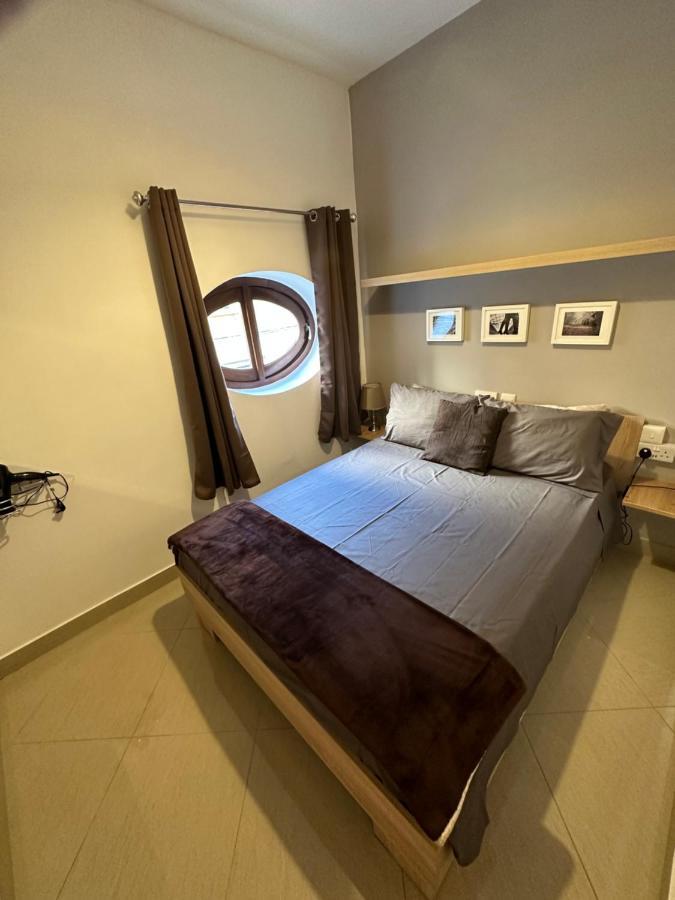 Ewa - 3-bedrooms Near Sliema - St Julians Seafront Appartement Gzira