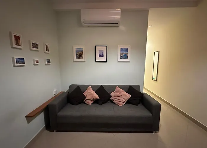 Ewa Apt - 3-Bedrooms Apt Near Sliema - St Julians Seafront